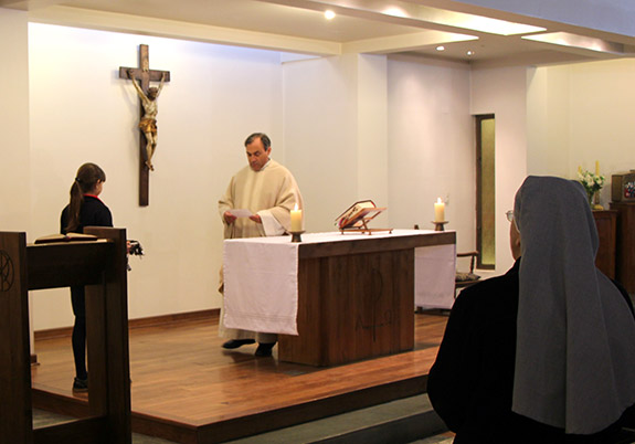 capilla colegio santa úrsula de vitacura